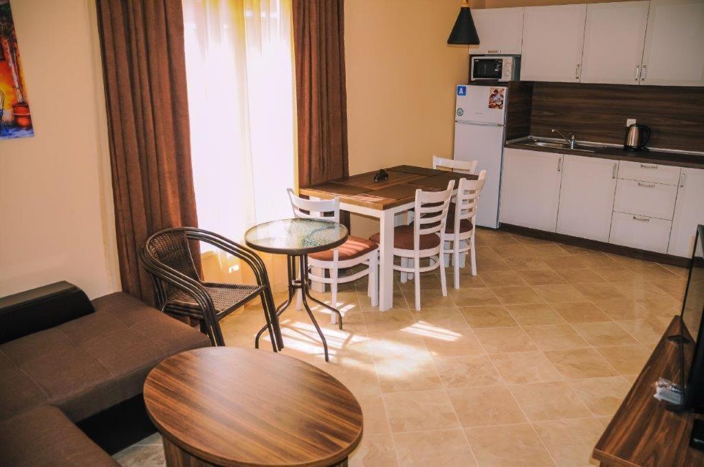 Apartments In Rif 3 Ravda Exteriér fotografie